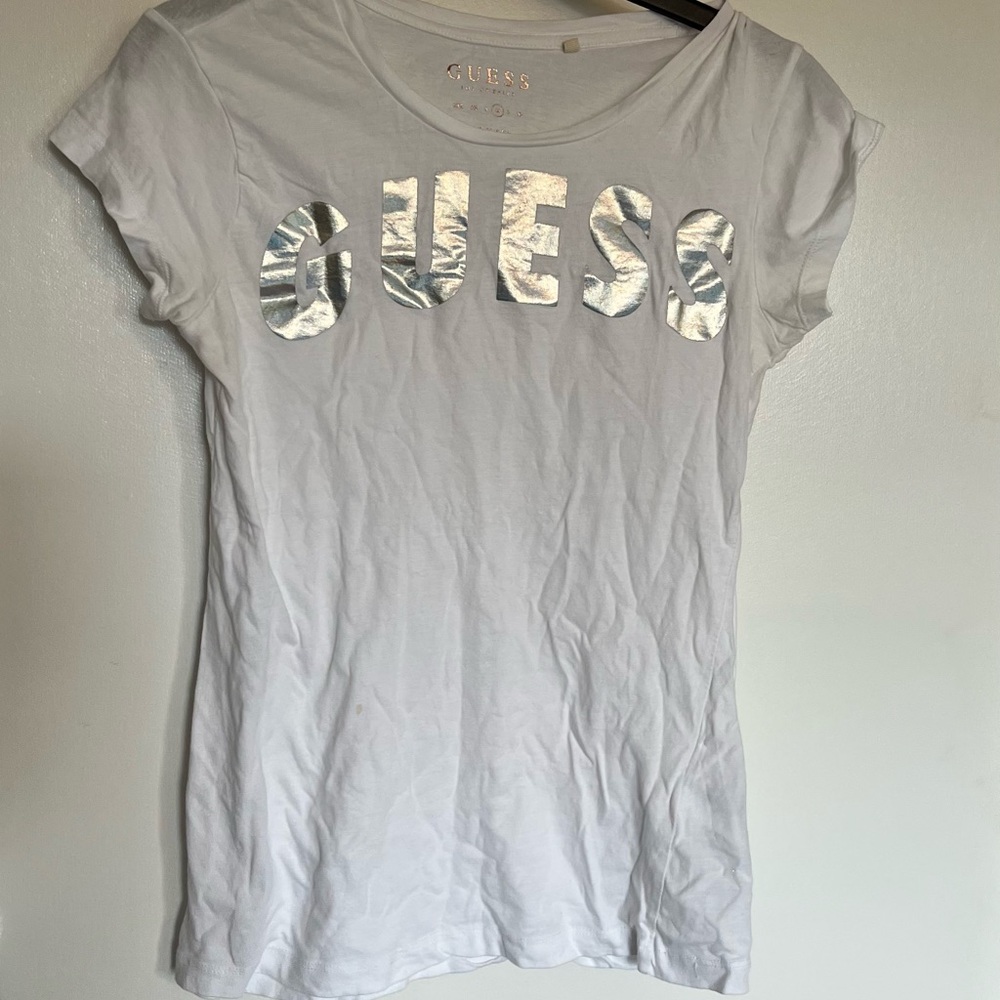 Guess t shirt